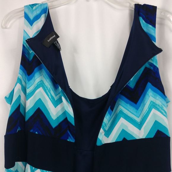 R & M Richards sleeveless blues chevron dress - Picture 3 of 7